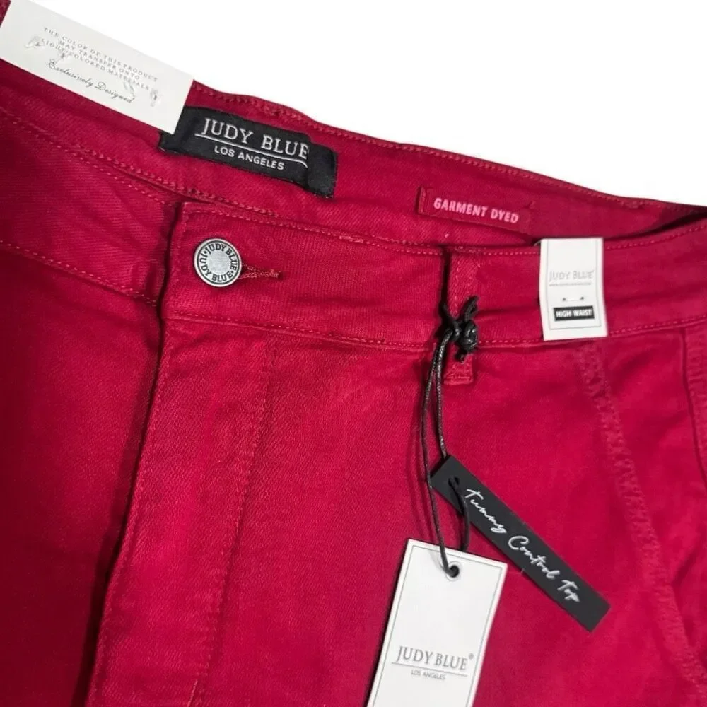 Judy Blue Ruby Red Heart Pocket Tummy Control Shorts Size 2XL NWT
